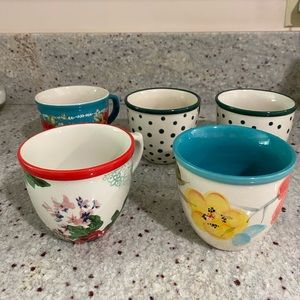 Rare Set of Pioneer Woman Mugs